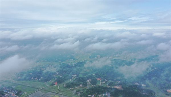 巨奧評(píng)觀集成吊頂陽(yáng)臺(tái)封包，遮塵、隔音，增加空間利用率